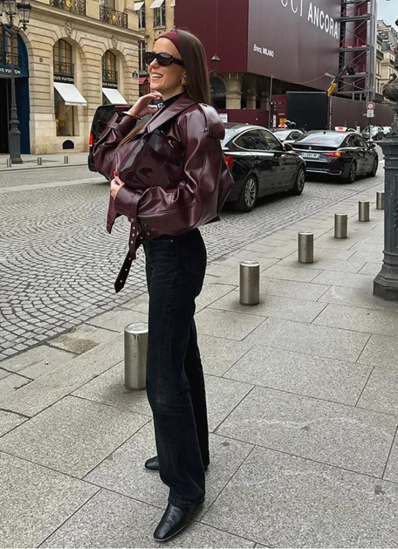 Audace Parisienne Kurtka Oversize ze Skóropodobnym Efektem – Pasek, Nowoczesny i Elegancki Styl dla Kobiet