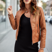 Diana Kurtka Skórzana Damska – Elegancki krój regularny z kieszeniami na zamek i zapięciem na suwak