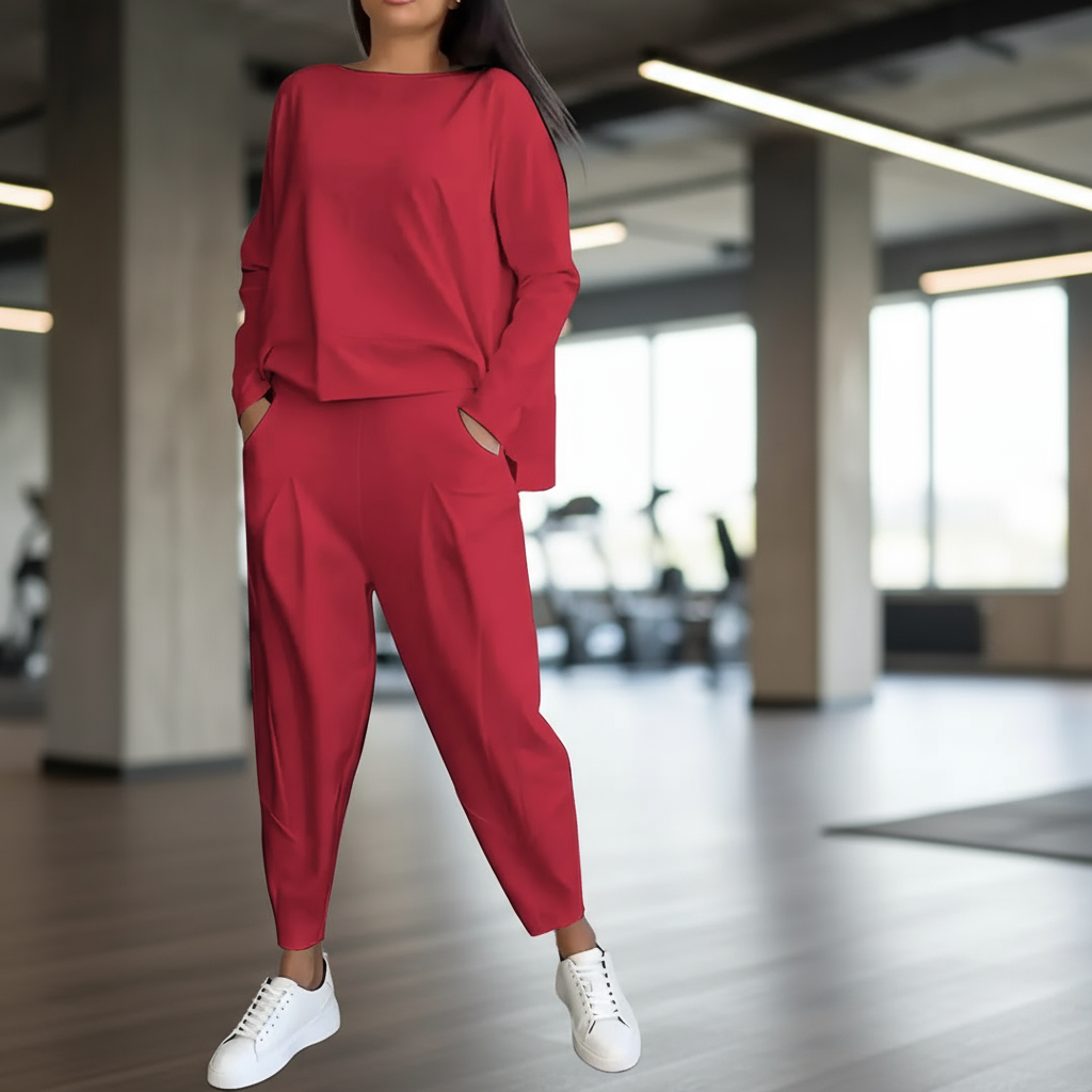 Emilie Zestaw Damski – Wygodny i Elegancki Strój z Elastanu z Okrągłym Dekoltem w Nowoczesnym Stylu